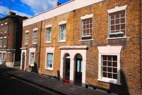 2 bedroom Terraced f...